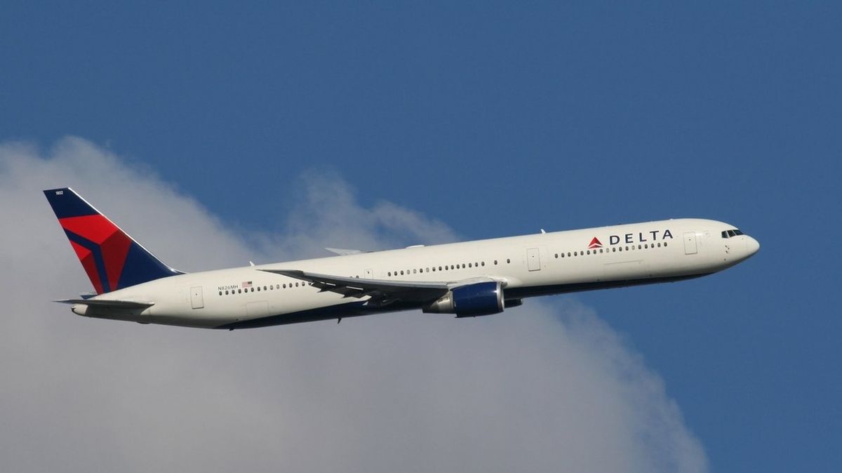 Americká aerolinka Delta začne pokutovat neočkované zaměstnance